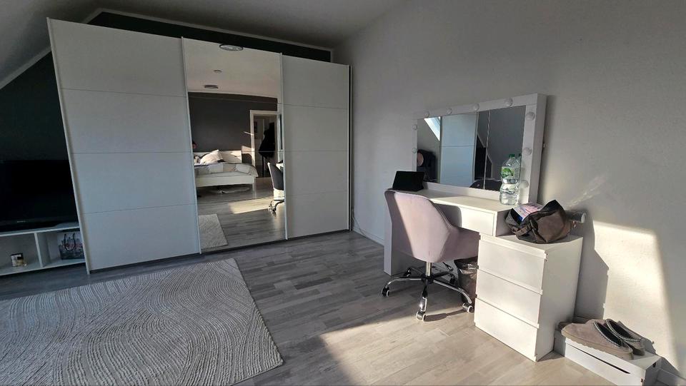 Dachgeschoßwohnung Solingen Ohligs - 2 Zimmer, 57 m&sup2;, 165.000&euro; | Angebot:26418542