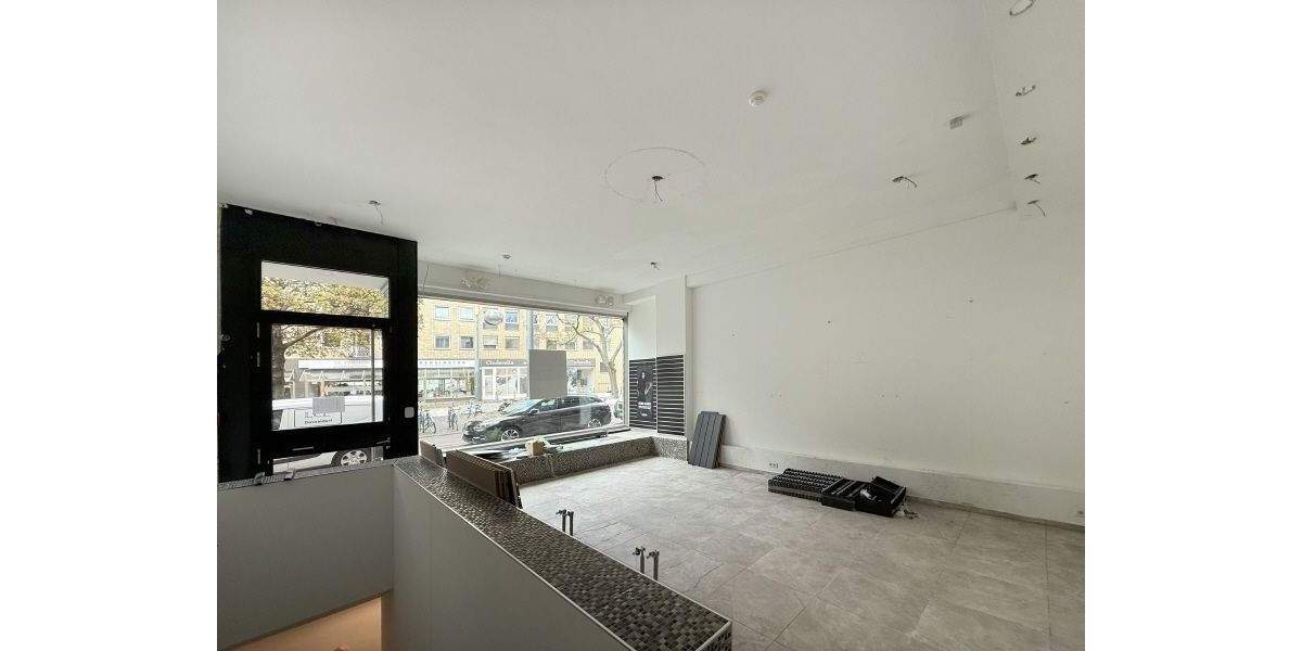 Hochwertige Einzelhandelsfläche im Disch-Haus zimmer