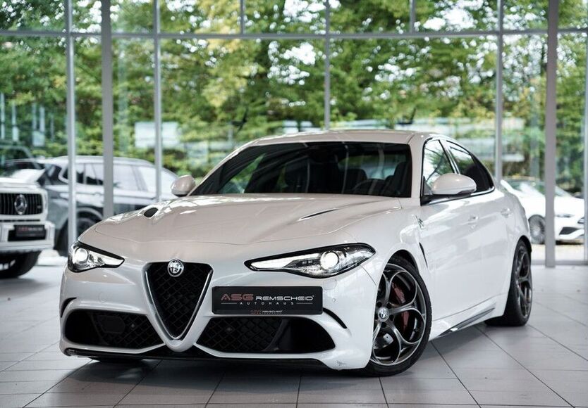 Giulia