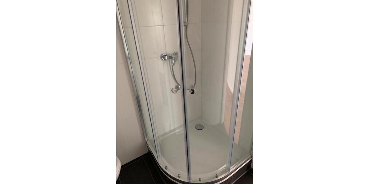 Etagenwohnung Neuss Reuschenberg - 3 Zimmer, 87 m&sup2;, 1.200&euro; | Angebot:26222248