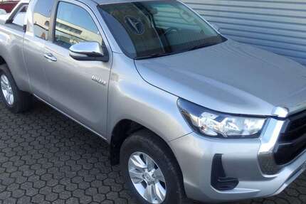 Toyota Hilux 85.390 km 36.600 &euro; Bergisch Gladbach 51469