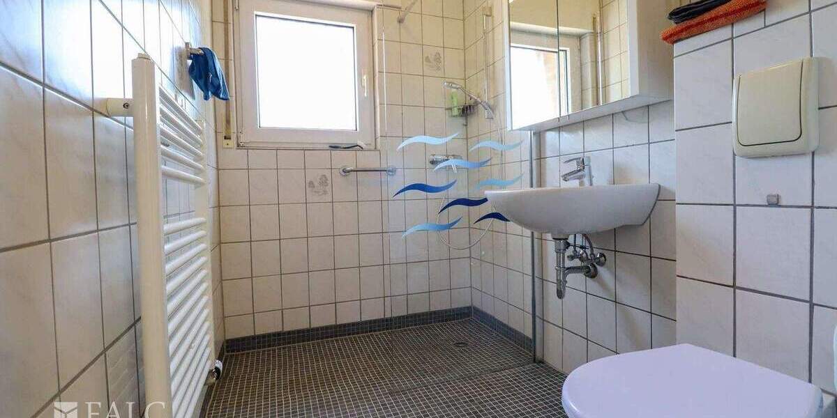 2 Familien- oder 2 Generationenhaus in GV-Südstadt! 8 zimmer