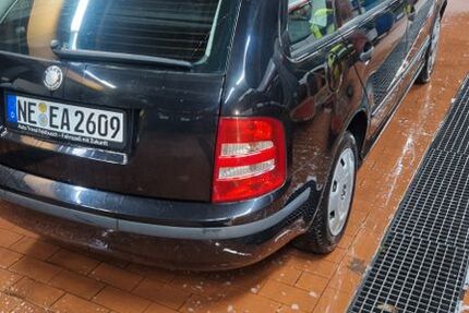 Skoda Fabia 219.000 km 1.200 &euro; Neuss 41460