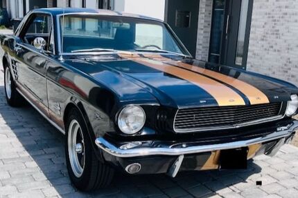Ford Mustang 164.333 km 33.000 &euro; Monheim 40789