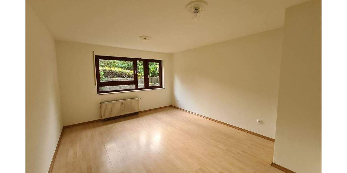 Etagenwohnung Hürth Efferen - 3 Zimmer, 109 m&sup2;, 1.200&euro; | Angebot:24814908