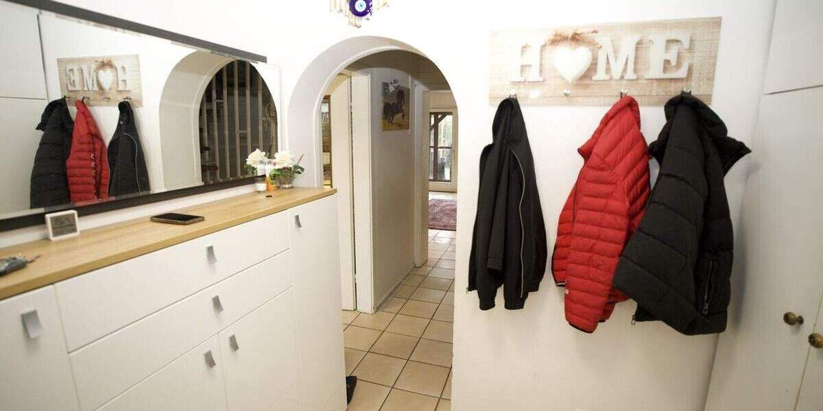 Reihenmittelhaus Erftstadt / Liblar Liblar - 5 Zimmer, 129 m&sup2;, 399.900&euro; | Angebot:25096102