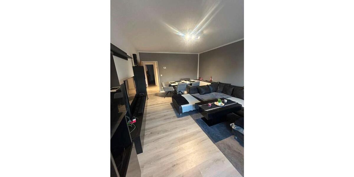 Etagenwohnung Wermelskirchen - 3 Zimmer, 79 m&sup2;, 240.000&euro; | Angebot:25611399