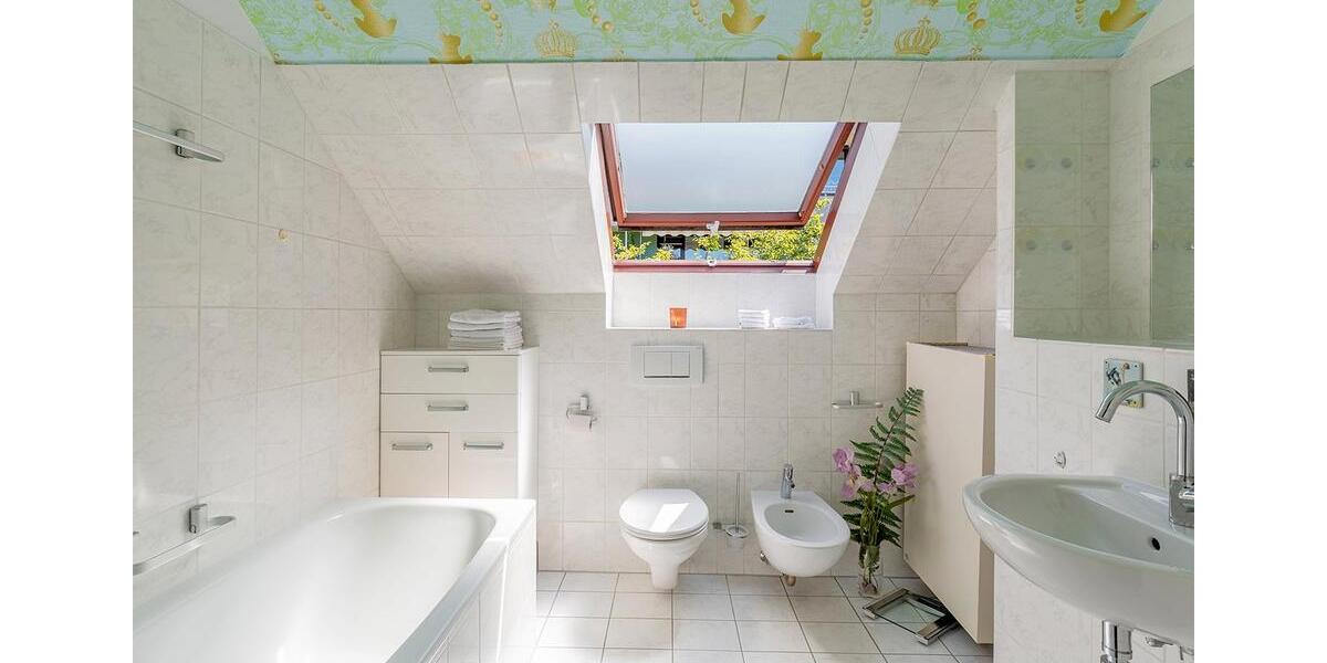Einfamilienhaus Hilden Kalstert - 5 Zimmer, 215 m&sup2;, 769.000&euro; | Angebot:26796962