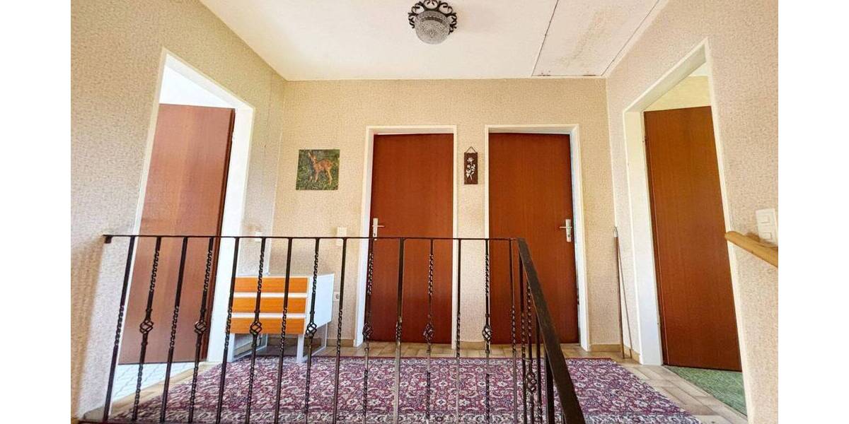 Ländliches Einfamilienhaus im Dornröschenschlaf 4 zimmer