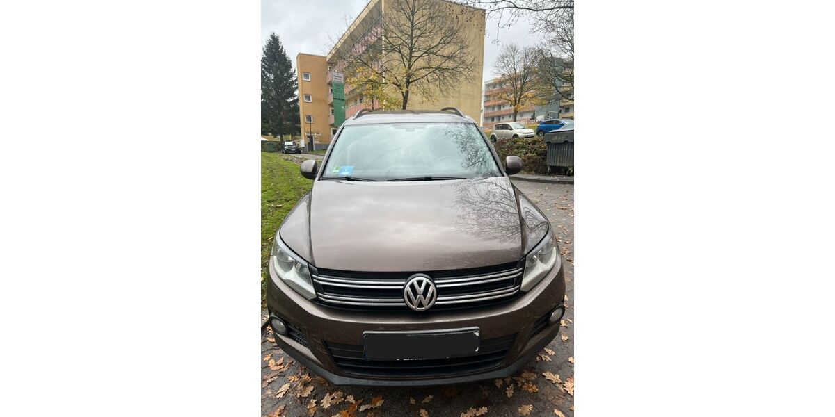 VW Tiguan 185.000 km 7.999 &euro; Düsseldorf 40233