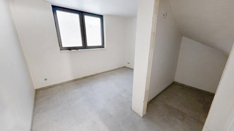 Kerpen! Exklusiver Neubau mit minimalen Energiekosten! Großzügige 3-Zimmer-Maisonette-Mietwohnung mit hochwertiger Ausstattung, Terrasse und eigener Garage in begehrter Wohnlage von Kerpen! (SN 4953) 3 zimmer