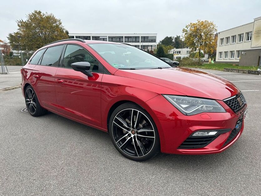Seat Leon 65.000 km 22.390 € Erkrath 40699