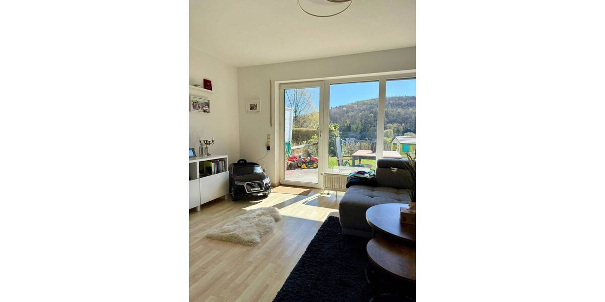 Reihenmittelhaus Remscheid Nord - 5 Zimmer, 146 m&sup2;, 385.000&euro; | Angebot:26080132