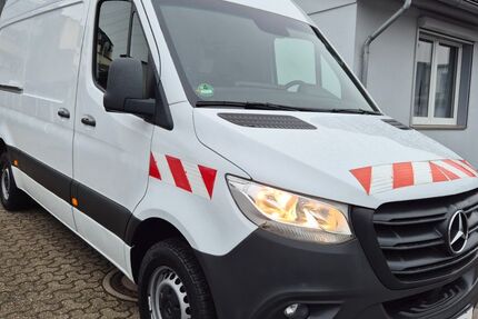 Mercedes-Benz Sprinter 196.000 km 22.990 &euro; Düsseldorf 40591