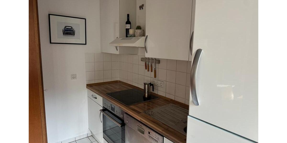 Stilvoll möblierte 2-Zimmer-Wohnung am Eigelstein zimmer