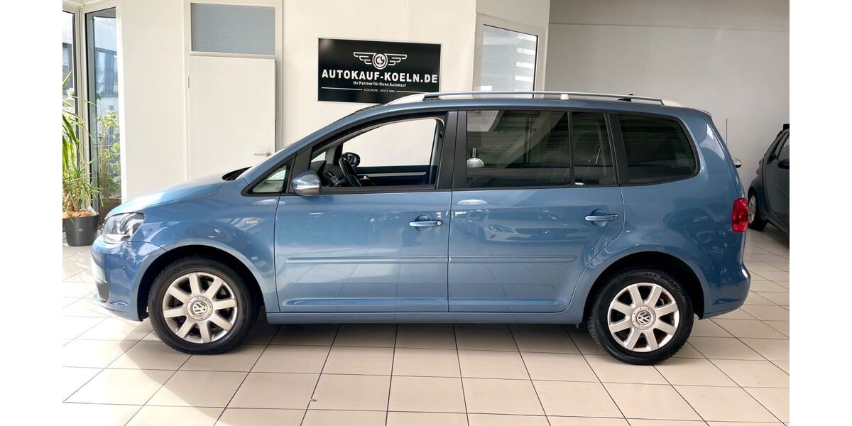VW Touran 156.385 km 10.690 &euro; Köln 51067