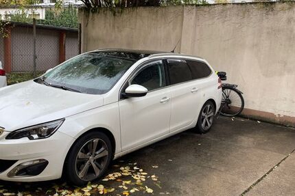 Peugeot 308 130.572 km 10.000 &euro; Köln 50676