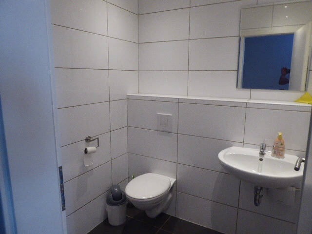 Gewerbeobjekt Düsseldorf Rath - 8 Zimmer, 156 m&sup2;, 350.000&euro; | Angebot:25665198