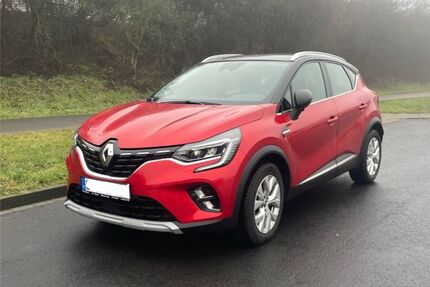 Renault Captur 68.000 km 16.100 &euro; Düsseldorf 40211