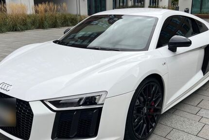 Audi R8 35.000 km 109.900 € Köln 50677