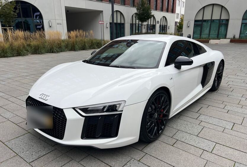 Audi R8 35.000 km 109.900 € Köln 50677
