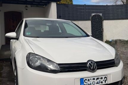 VW Golf 102.180 km 5.200 &euro; Solingen 42659