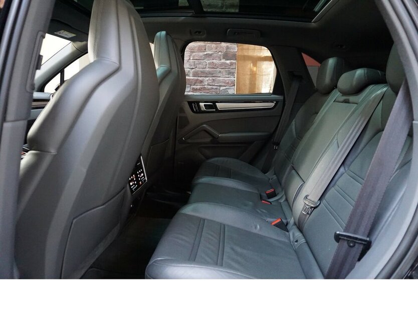 Cayenne S Bose HA-Lenk Pano Sport-AGA 360° Matrix