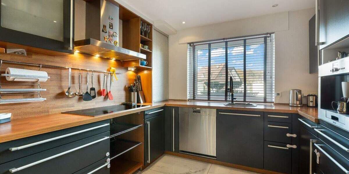 Reihenendhaus Frechen Königsdorf - 6 Zimmer, 198 m&sup2;, 780.000&euro; | Angebot:23575741