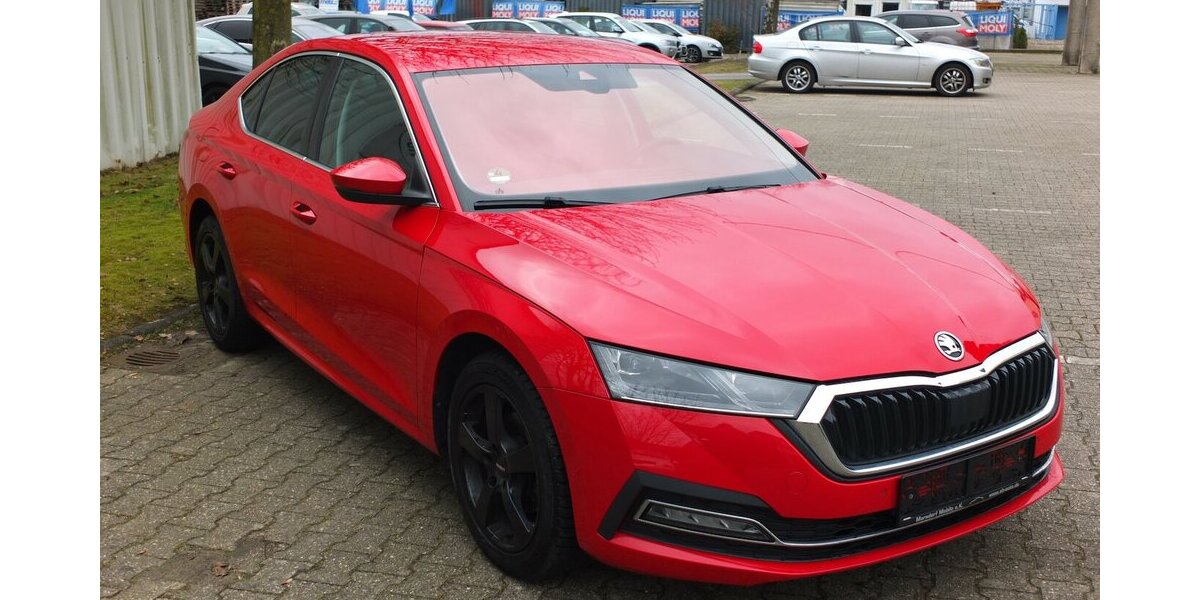Skoda Octavia 2.0TDi STYLE NAVI BLUETOOTH PARKPILOT 53.254 km 18.908 &euro; Köln 50858