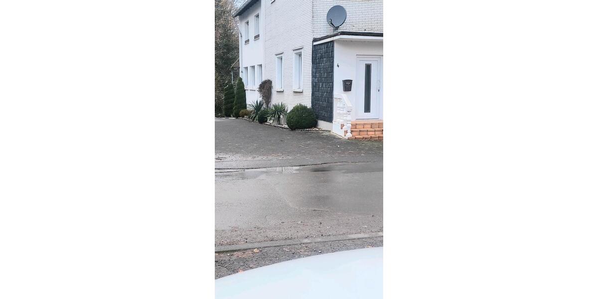 Frisch Kernsaniertemodernisierte 5 Zimmer Wohnung zu verk 5 zimmer