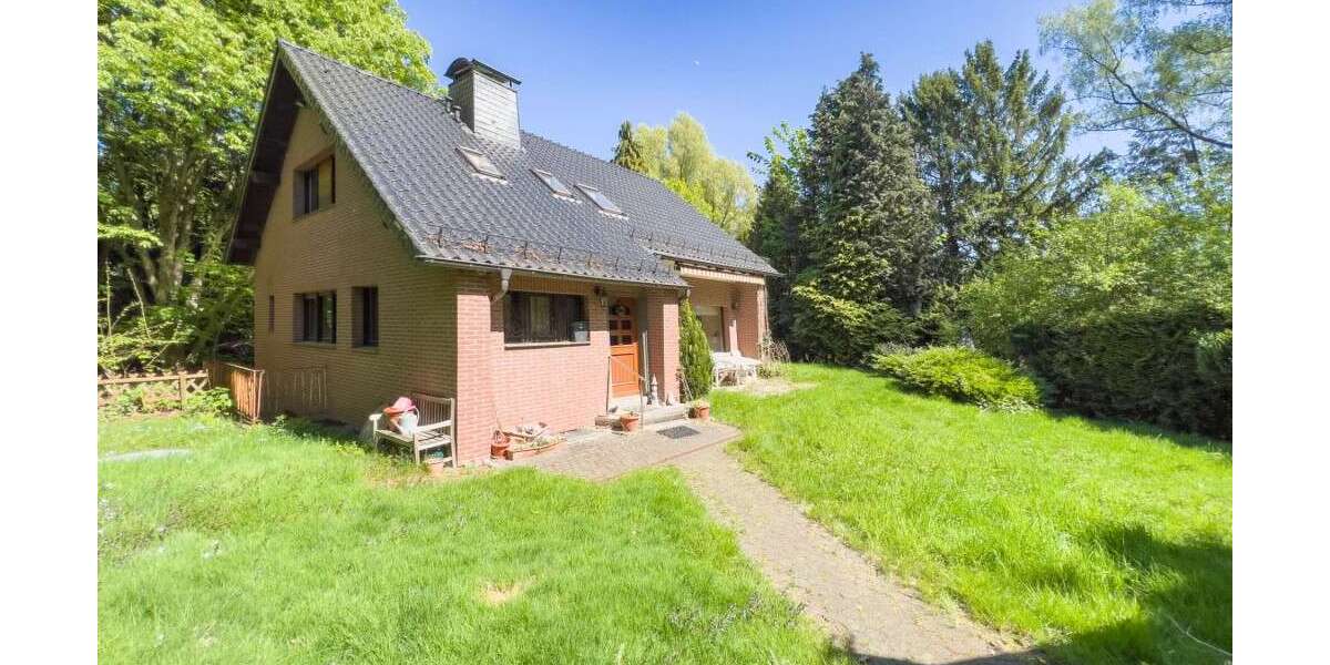 Einfamilienhaus Solingen Central - 7 Zimmer, 141 m&sup2;, 359.000&euro; | Angebot:27083041