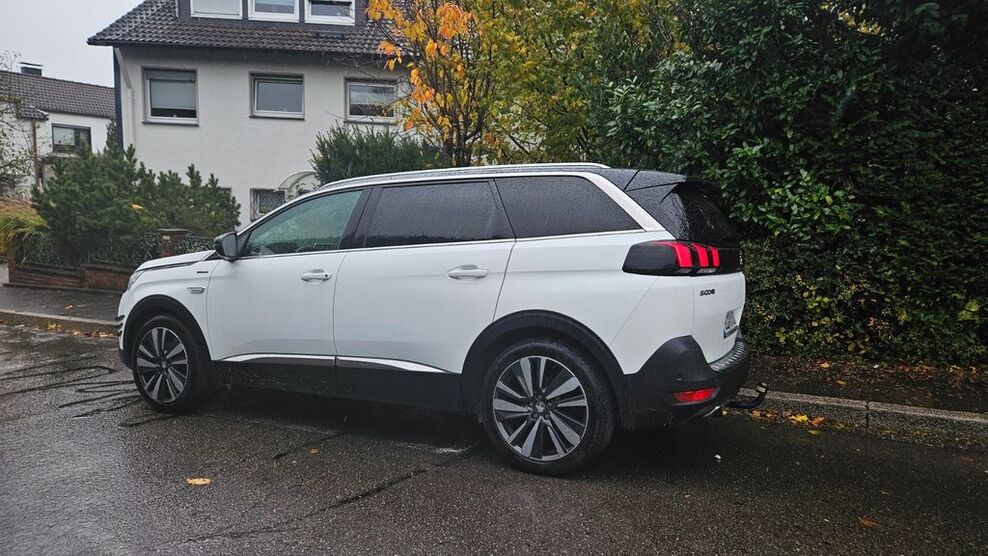 Peugeot 5008 188.000 km 12.300 € WERMELSKIRCHEN 42929