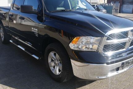 Dodge RAM 46.769 km 32.950 &euro; Düsseldorf 40233