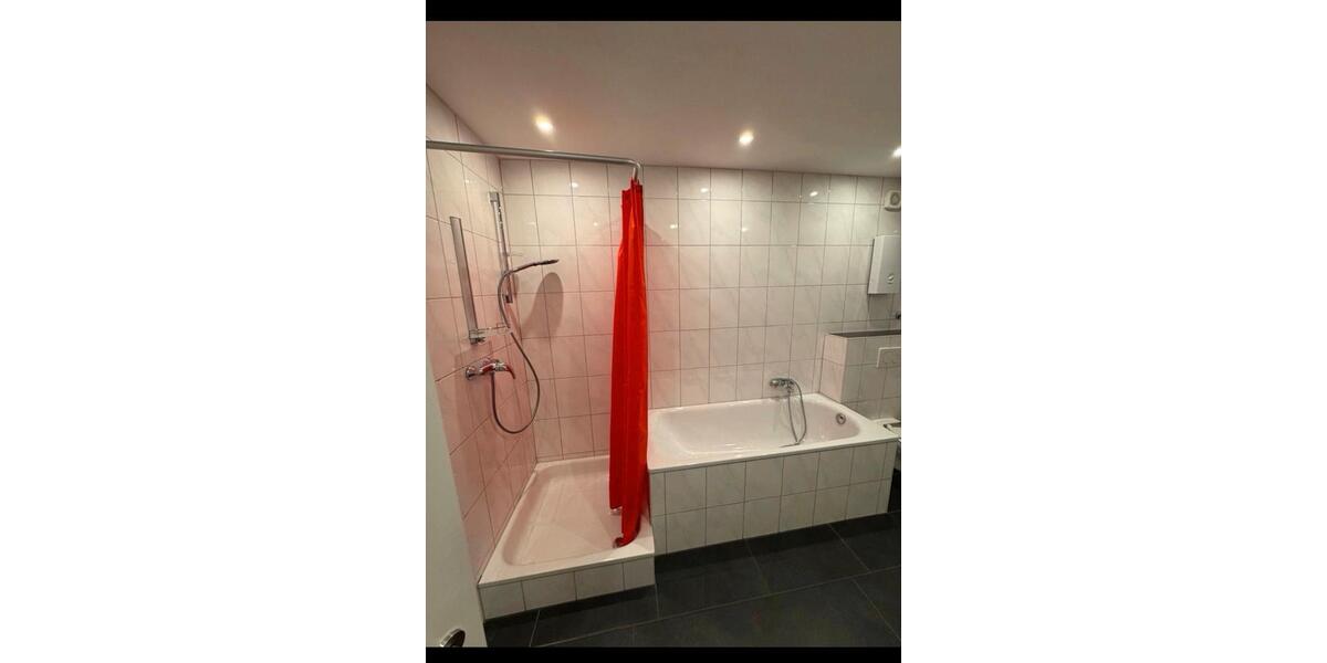 Etagenwohnung Grevenbroich Neuenhausen - 2 Zimmer, 65 m&sup2;, 900&euro; | Angebot:25525466