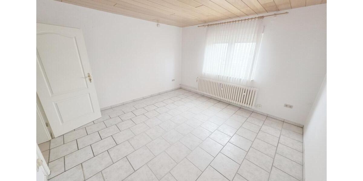 Erdgeschoßwohnung Niederkassel - 3 Zimmer, 57 m&sup2;, 749&euro; | Angebot:26279227