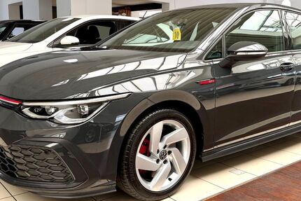 VW Golf 21.220 km 28.995 &euro; Köln 51067