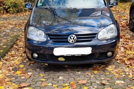 VW Golf 215.000 km 4.350 € Solingen 42653