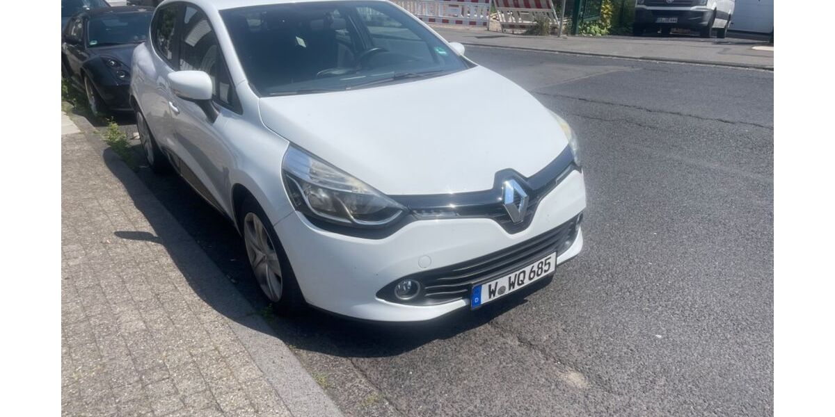 Renault Clio 148.600 km 6.200 &euro; Remscheid 42855