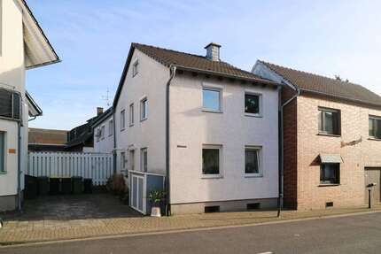 Haus zum Kaufen in Dormagen Stürzelberg 320.000 € 117 m² 5 zimmer