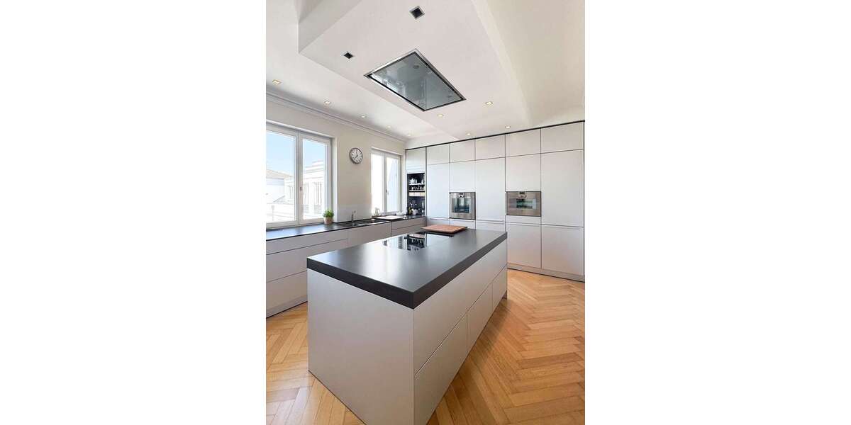 Wohnung zum Kaufen in Düsseldorf 2.980.000 € 233 m² 6 zimmer