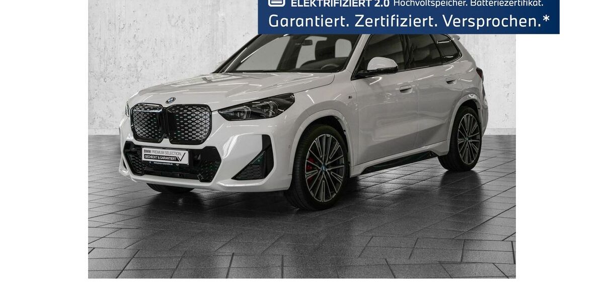 BMW iX1 22.459 km 42.920 € Köln Süd 50968