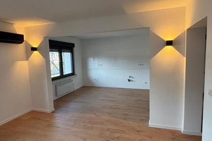 Wohnung Grevenbroich Neuenhausen - 2 Zimmer, 68 m&sup2;, 900&euro; | Angebot:24840320