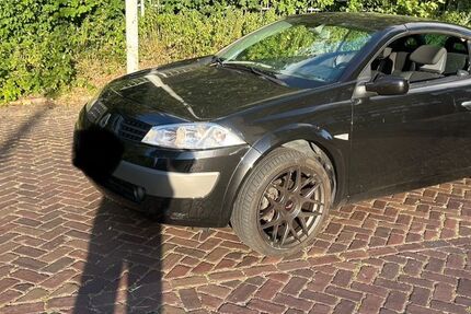 Renault Megane 161.865 km 2.000 &euro; Dusseldorf 40215