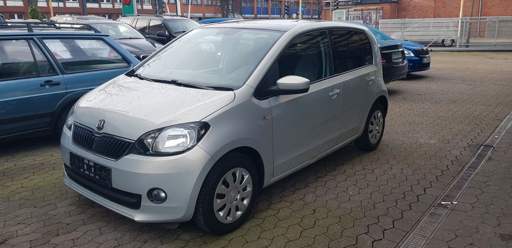 Skoda Citigo 135.000 km 5.999 &euro; Düsseldorf 40231