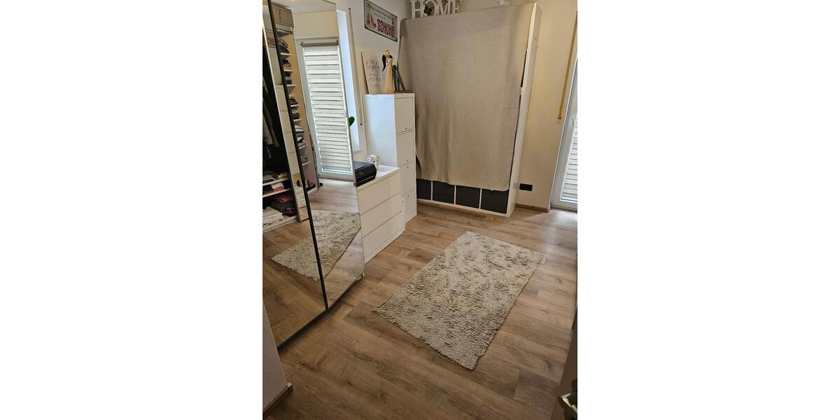 Etagenwohnung Niederkassel - 4 Zimmer, 80 m&sup2;, 359.000&euro; | Angebot:25442267