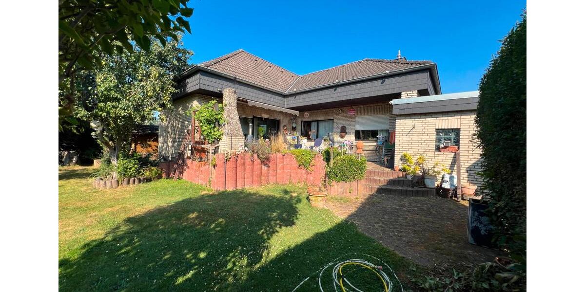 Einfamilienhaus Bergheim Auenheim - 4 Zimmer, 114 m&sup2;, 450.000&euro; | Angebot:27183870