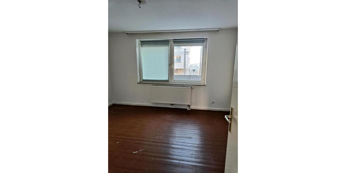 Erdgeschoßwohnung Solingen Mitte - 1 Zimmer, 45 m&sup2;, 570&euro; | Angebot:25343061