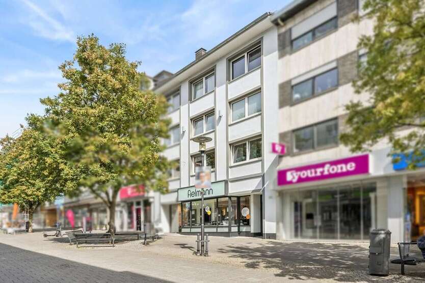 Haus zum Kaufen in Solingen 1.600.000 € 834 m²