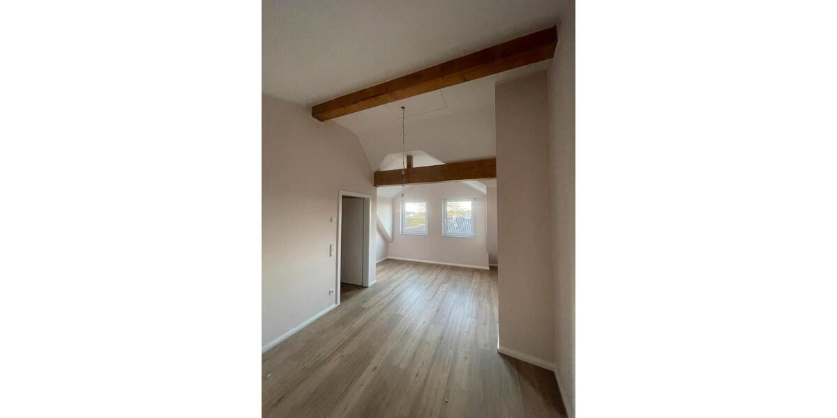 Maisonettenwohnung Erftstadt - 5 Zimmer, 145 m&sup2;, 1.950&euro; | Angebot:24752662