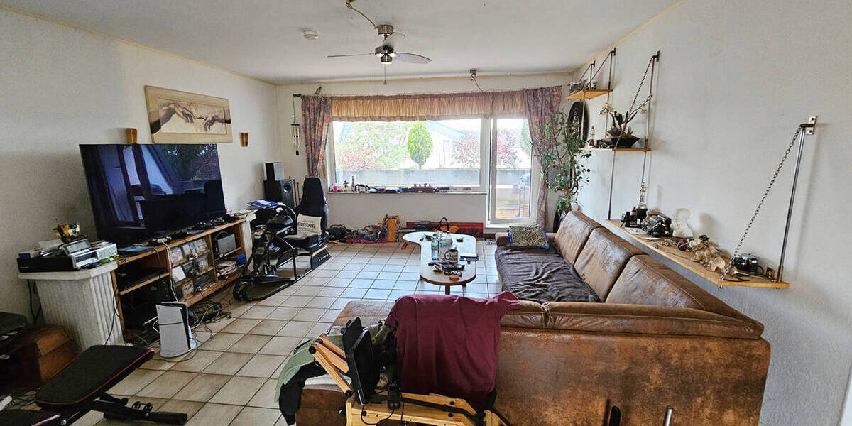 Gut vermietete 2-Zimmer-Dachgeschosswohnung mit Balkon u. Garage im Herzen von Burscheid 2 zimmer